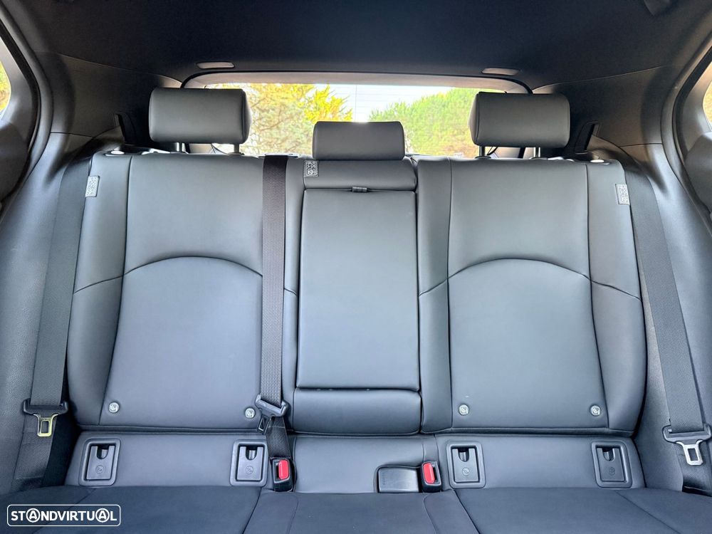 Lexus UX 250h F Sport - 31