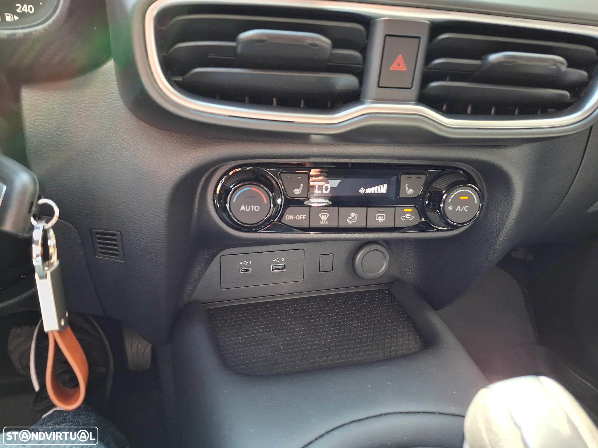 Nissan Juke 1.0 DIG-T N-Design DCT - 24