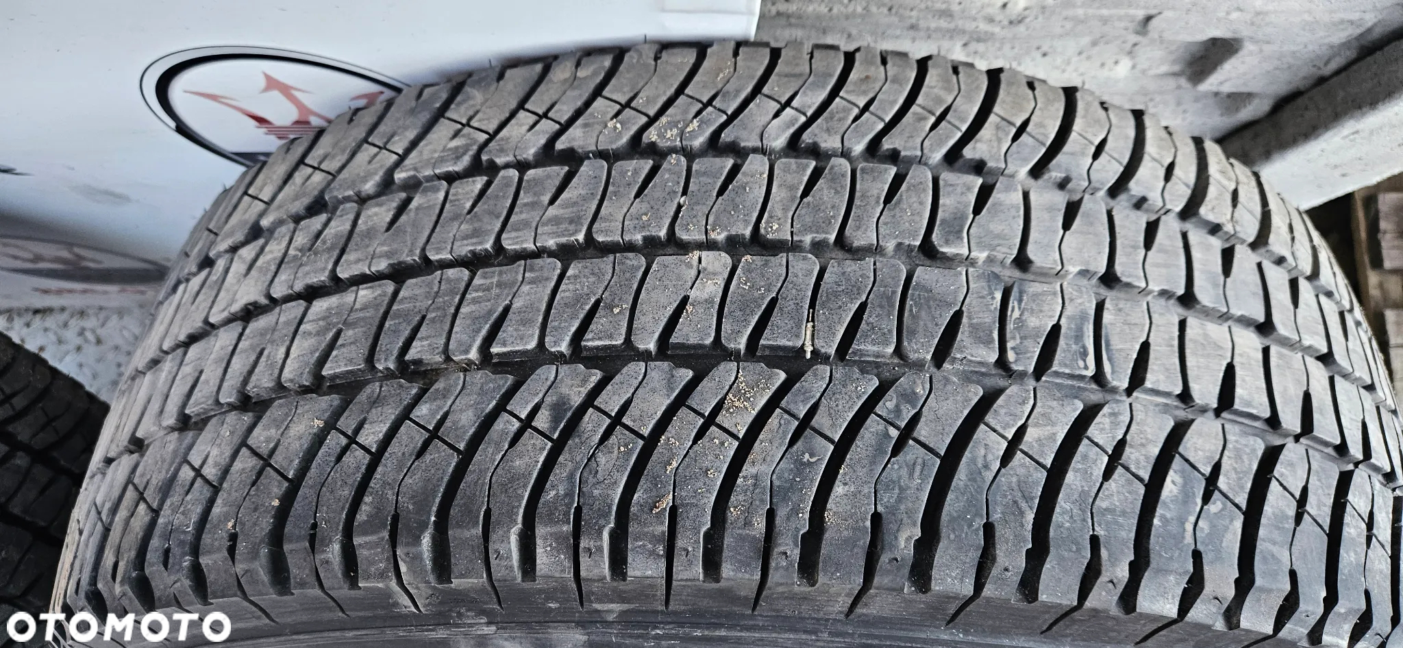 RAM 1500 V 5 2019-  Felgi aluminiowe Komplet felg Alufelgi 275/65/20 R20 20 Cali Felga 5YD55TRMAA 6x139.7 Opona bardzo ładna DOT 34/23 michelin - 19