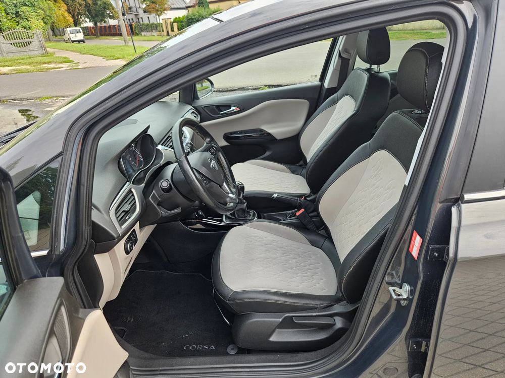 Opel Corsa 1.4 16V Cosmo - 3