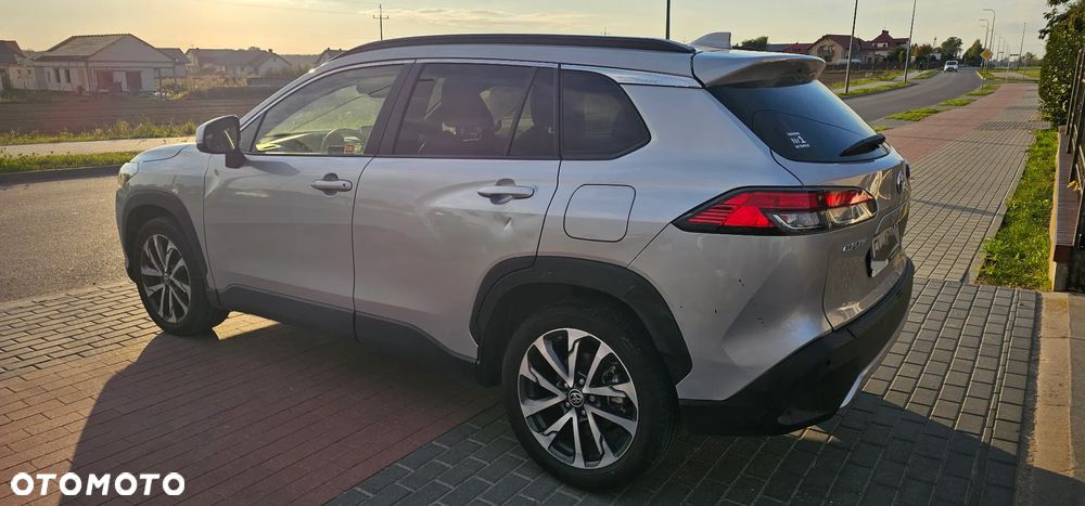 Toyota Corolla Cross 2.0 Hybrid Style AWD - 3