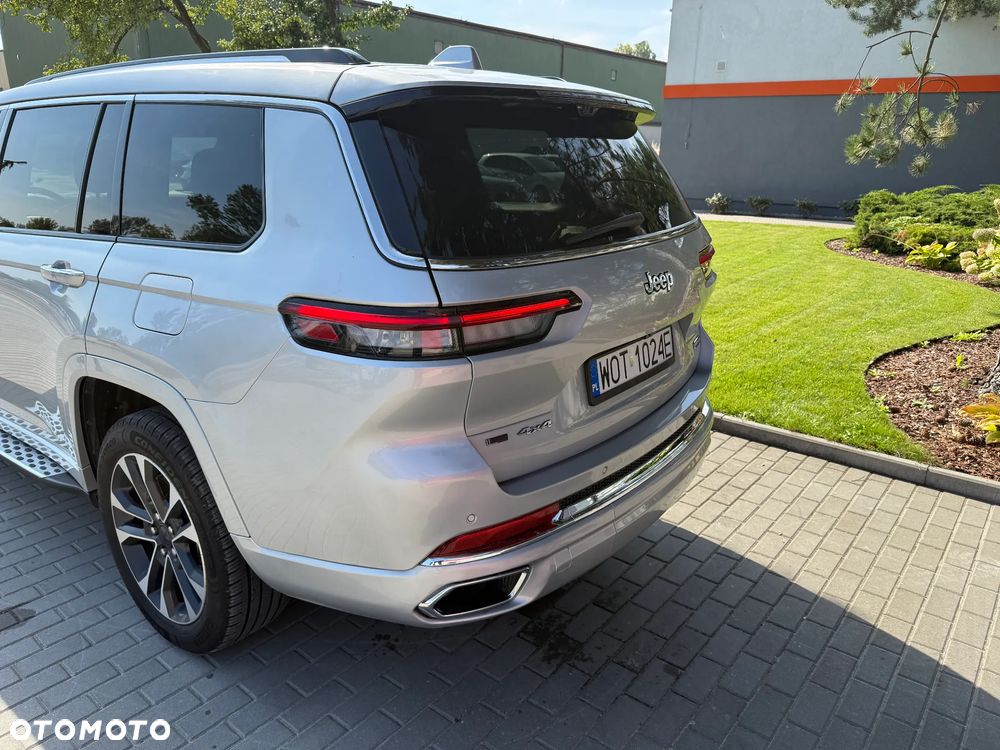Jeep Grand Cherokee - 36
