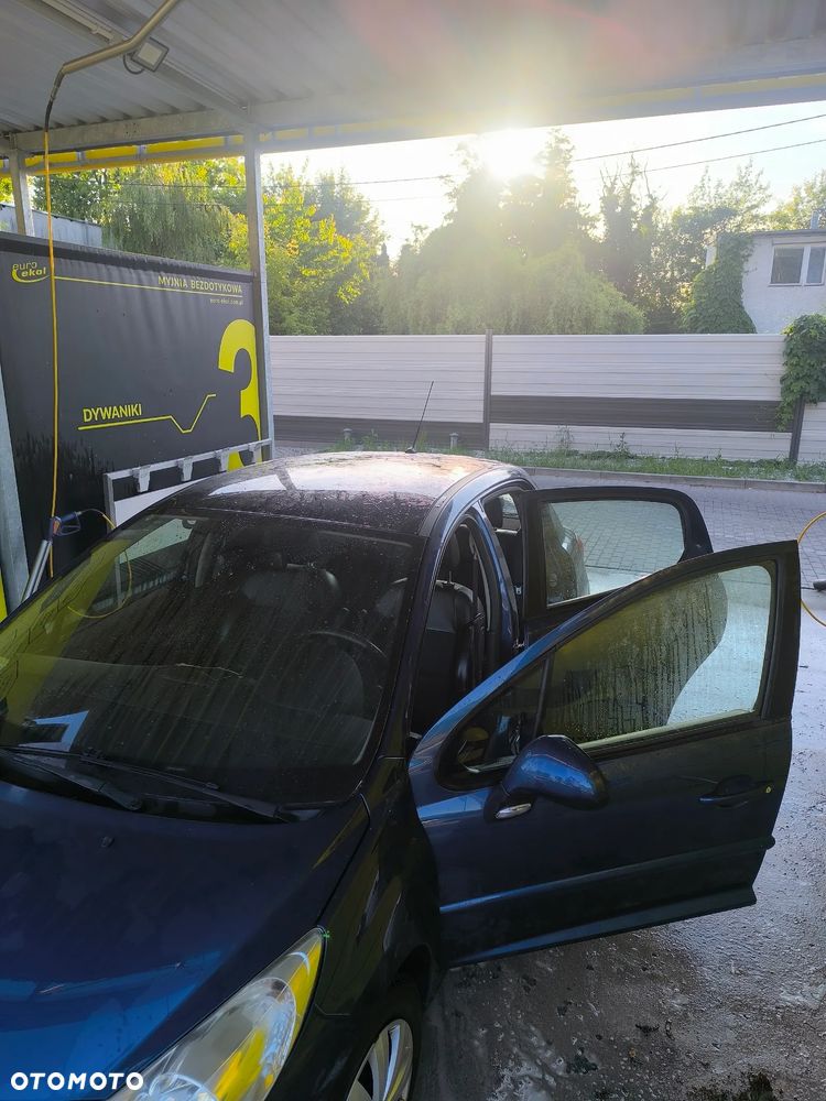 Peugeot 207 110 HDi FAP Filou - 4
