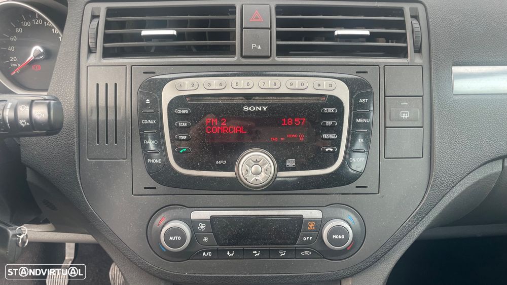 Ford C-Max 1.6 TDCi Titanium - 4