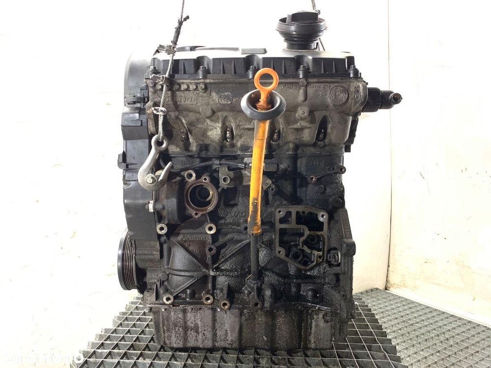 SILNIK  VW GOLF V (1K1) 2003 - 2010 1.9 TDI 77 kW [105 KM] olej napędowy 2003 - 2008 BKC - 1