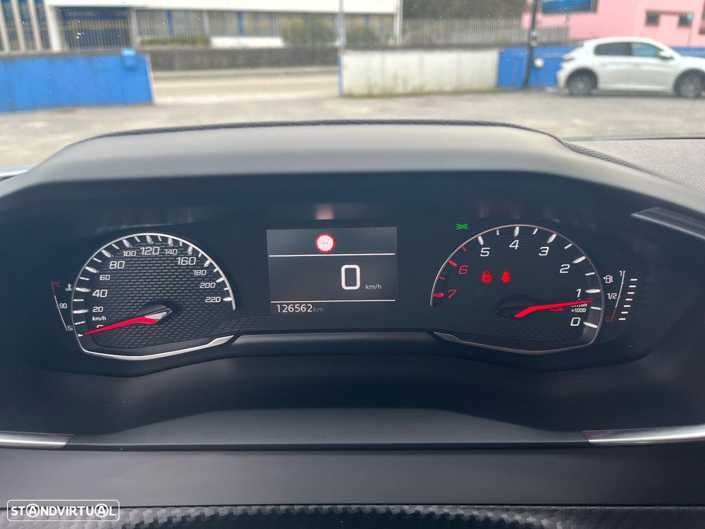 Peugeot 2008 1.5 BlueHDi Active Pack - 28