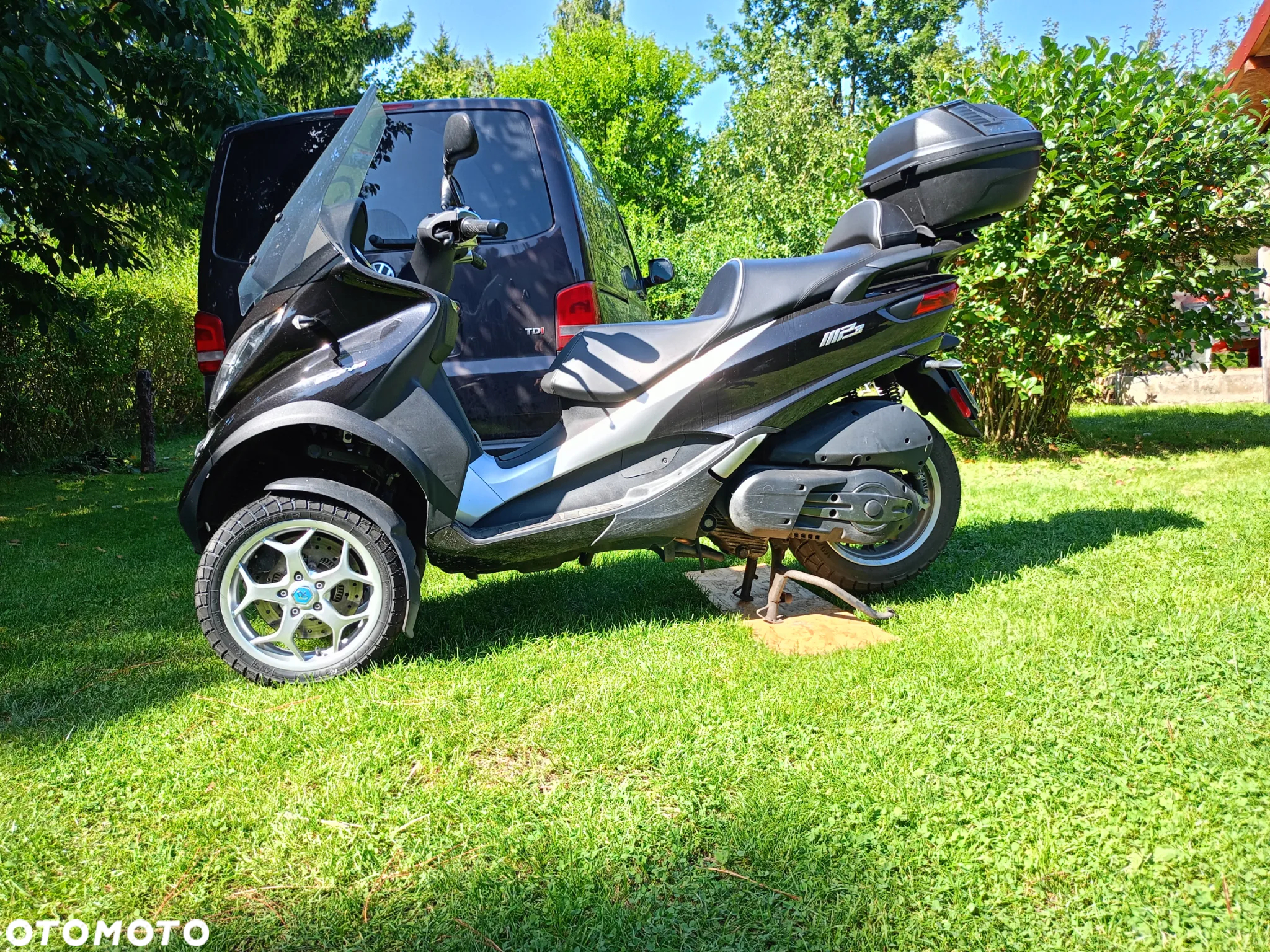 Piaggio MP-3 - 7