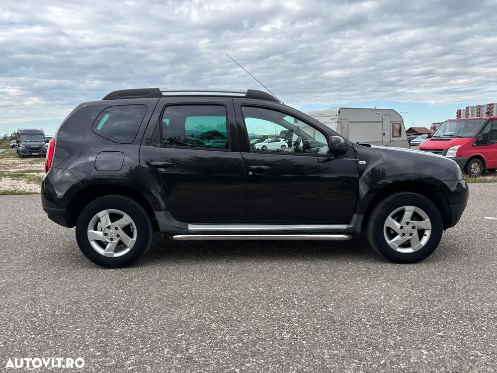 Dacia Duster 1.6 4x2 Laureate - 11