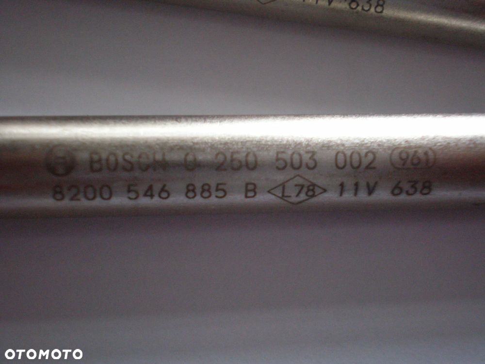 Świece żarowe Opel Vivaro 2.0 CDTI 8200546885 11V - 3