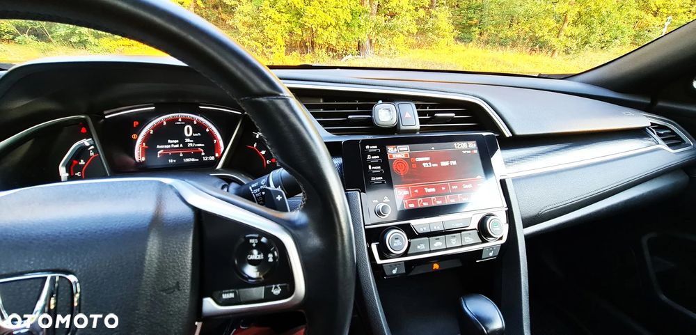 Honda Civic 2.0 i-VTEC LX CVT - 28