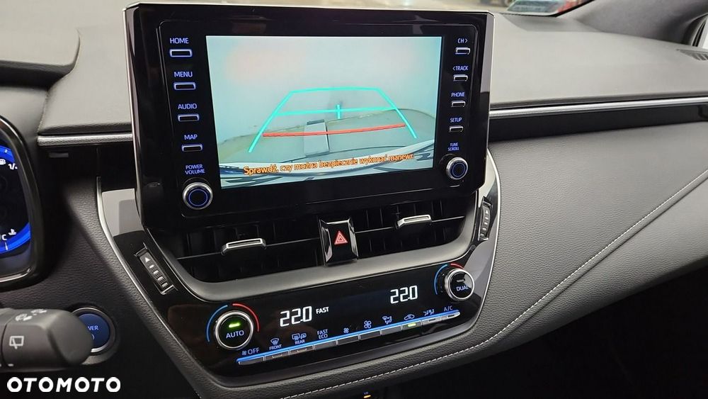 Toyota Corolla 2.0 Hybrid Executive - 20