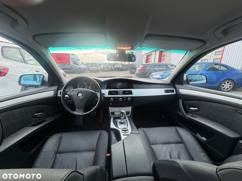 BMW Seria 5 525i Edition Exclusive - 10
