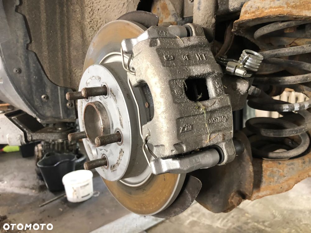 Tar-1 - Tarcze Zaciski Hamulce Tył Lewy Prawy Jak Nowe Volvo V50 Lift 1.6 Diesel Tarcze ATE - Wysyłka