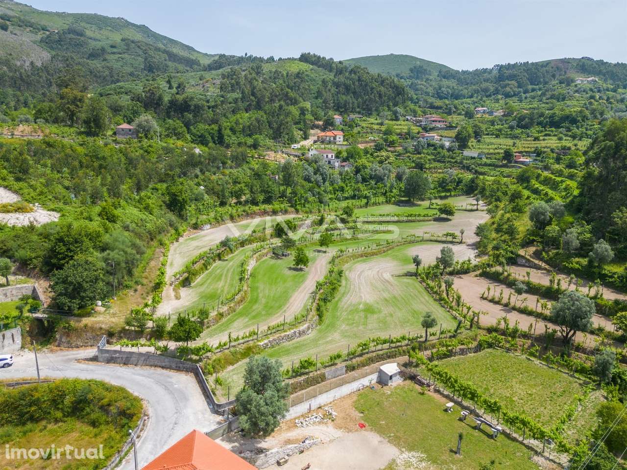 Terreno  Venda em Sande, Vilarinho, Barros e Gomide,Vila Verde - Grande imagem: 5/32