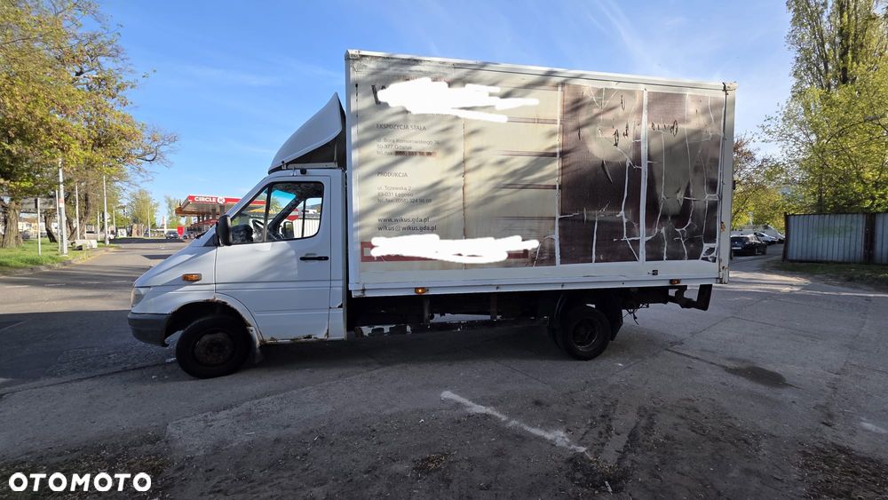 Mercedes-Benz Sprinter - 38