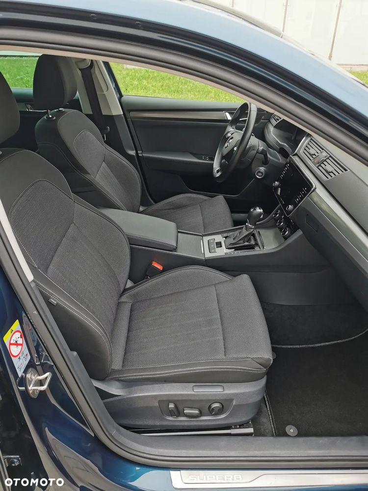 Skoda Superb 1.4 TSI Plug-In Hybrid Style DSG - 19