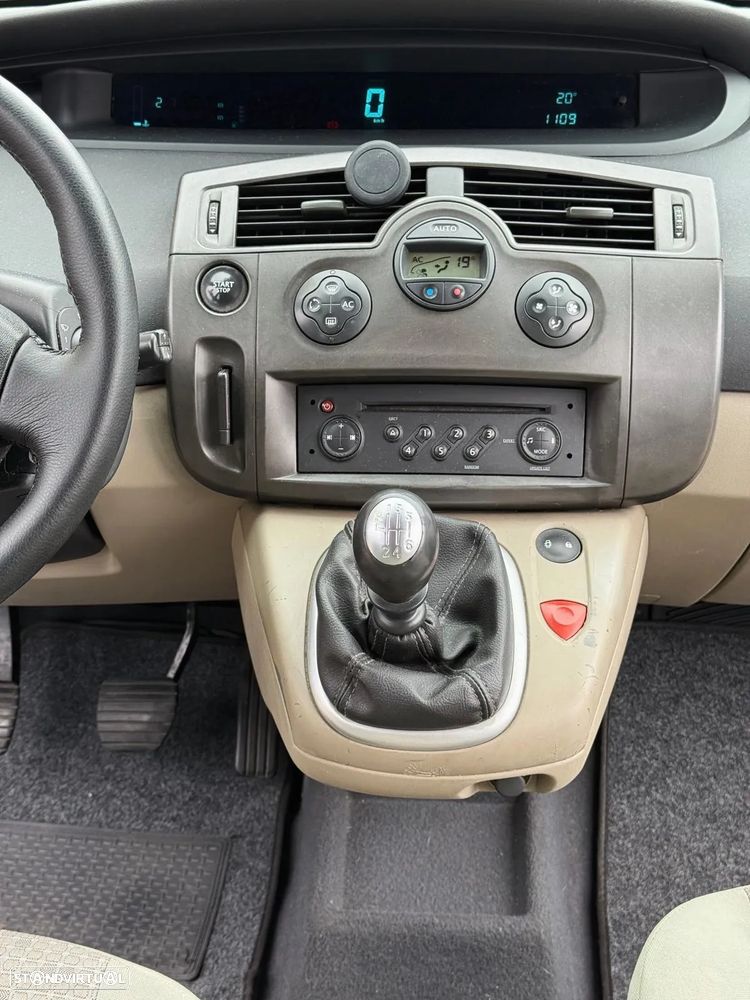 Renault Scénic - 14