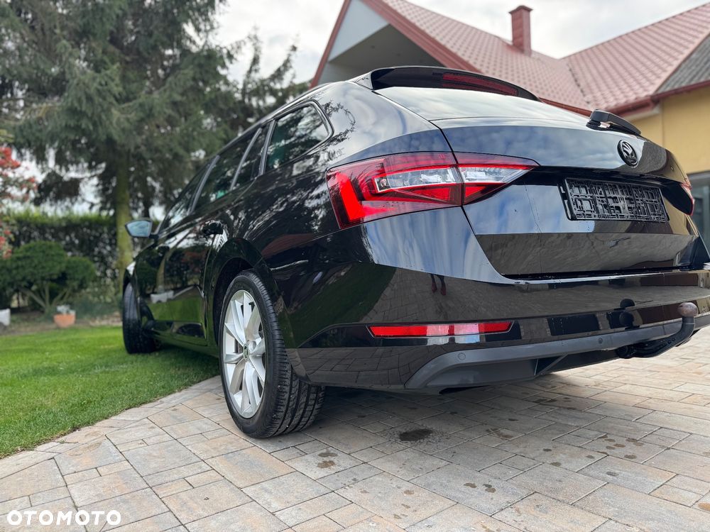 Skoda Superb 2.0 TDI Active DSG - 7