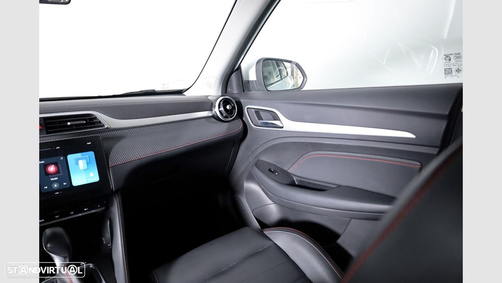 MG ZS - 16