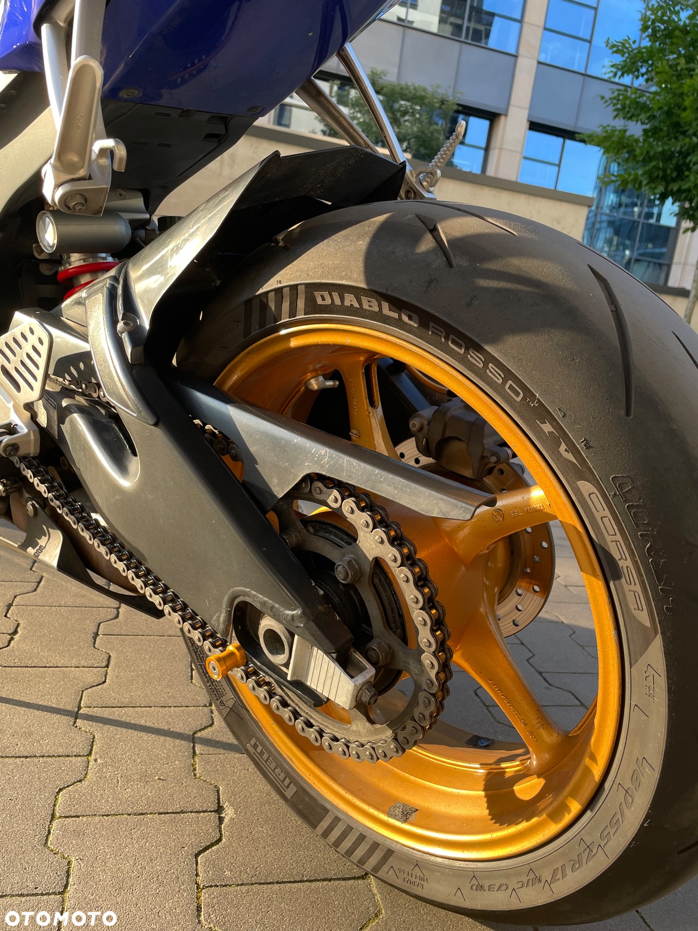 Yamaha R6 - 24
