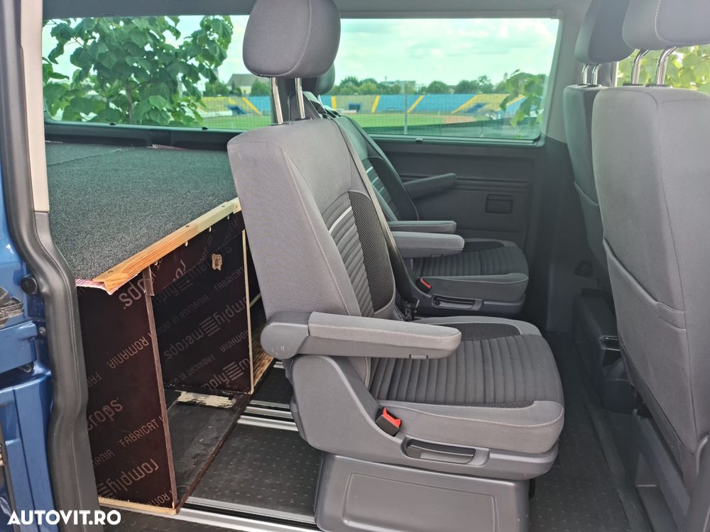Volkswagen Multivan - 15