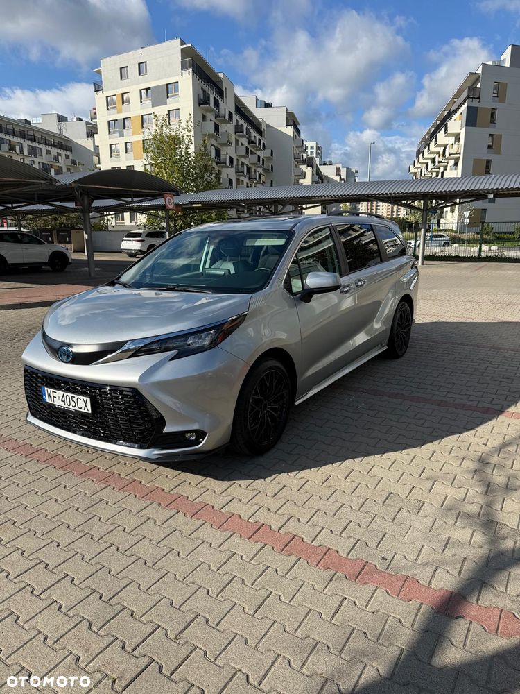 Toyota Sienna - 23
