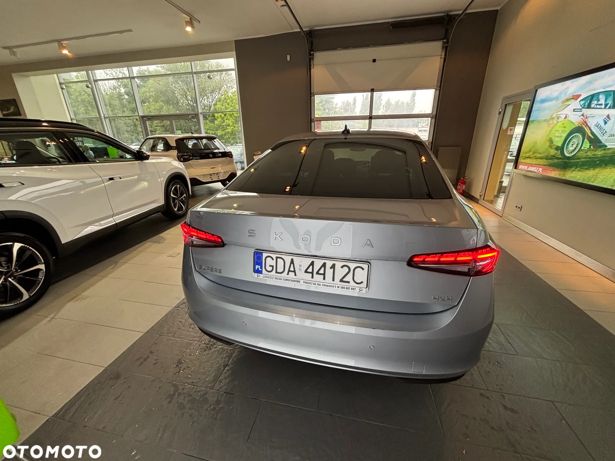 Skoda Superb 2.0 TDI SCR L&K DSG - 6