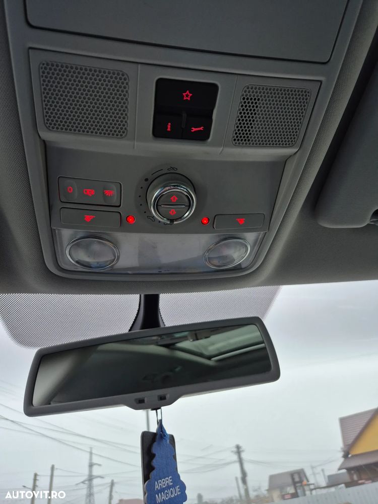 Volkswagen Sharan 2.0 TDI DSG BlueMotion Technology Highline - 9
