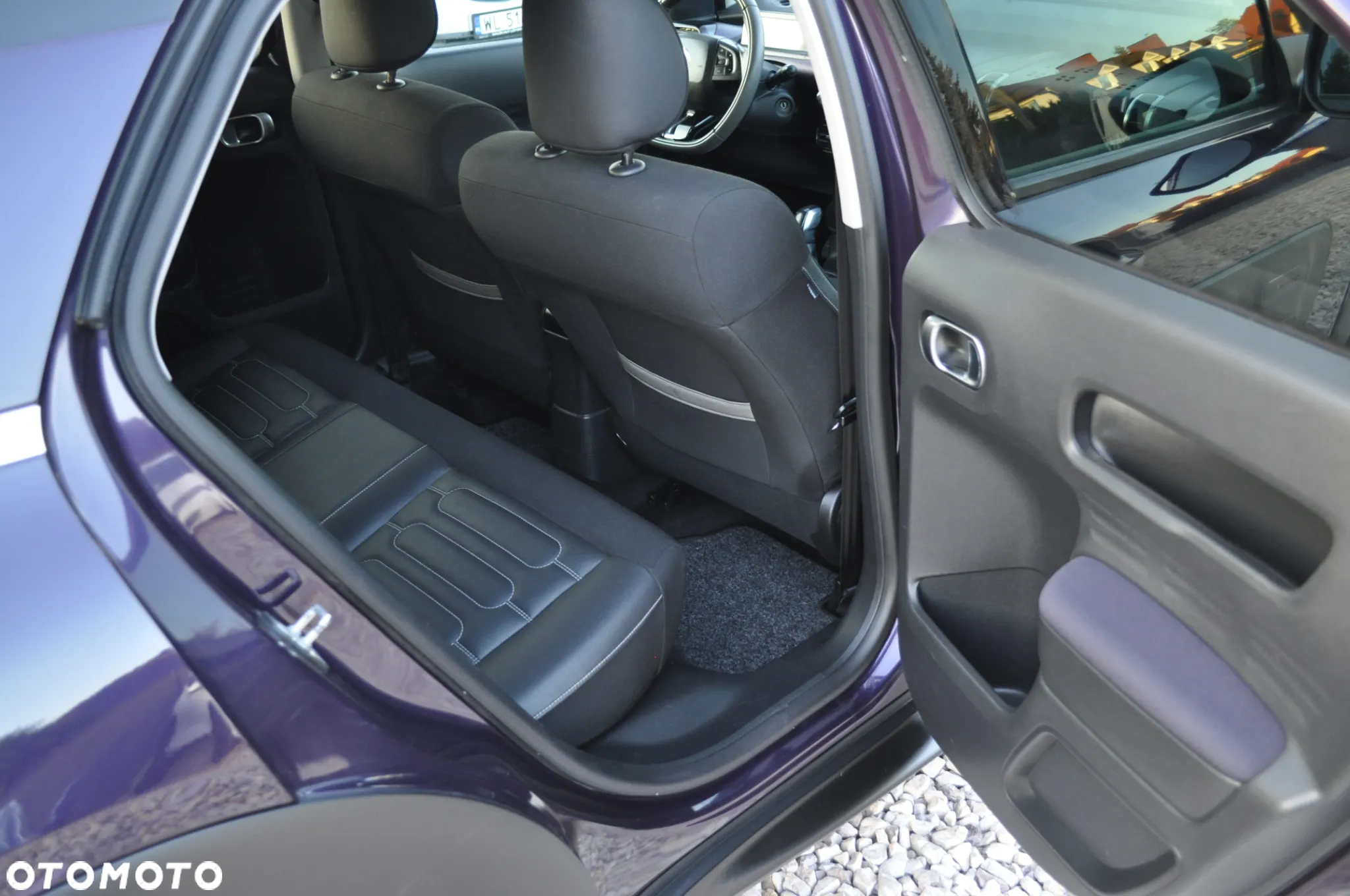 Citroën C4 Cactus 1.2 PureTech Shine S&S - 17