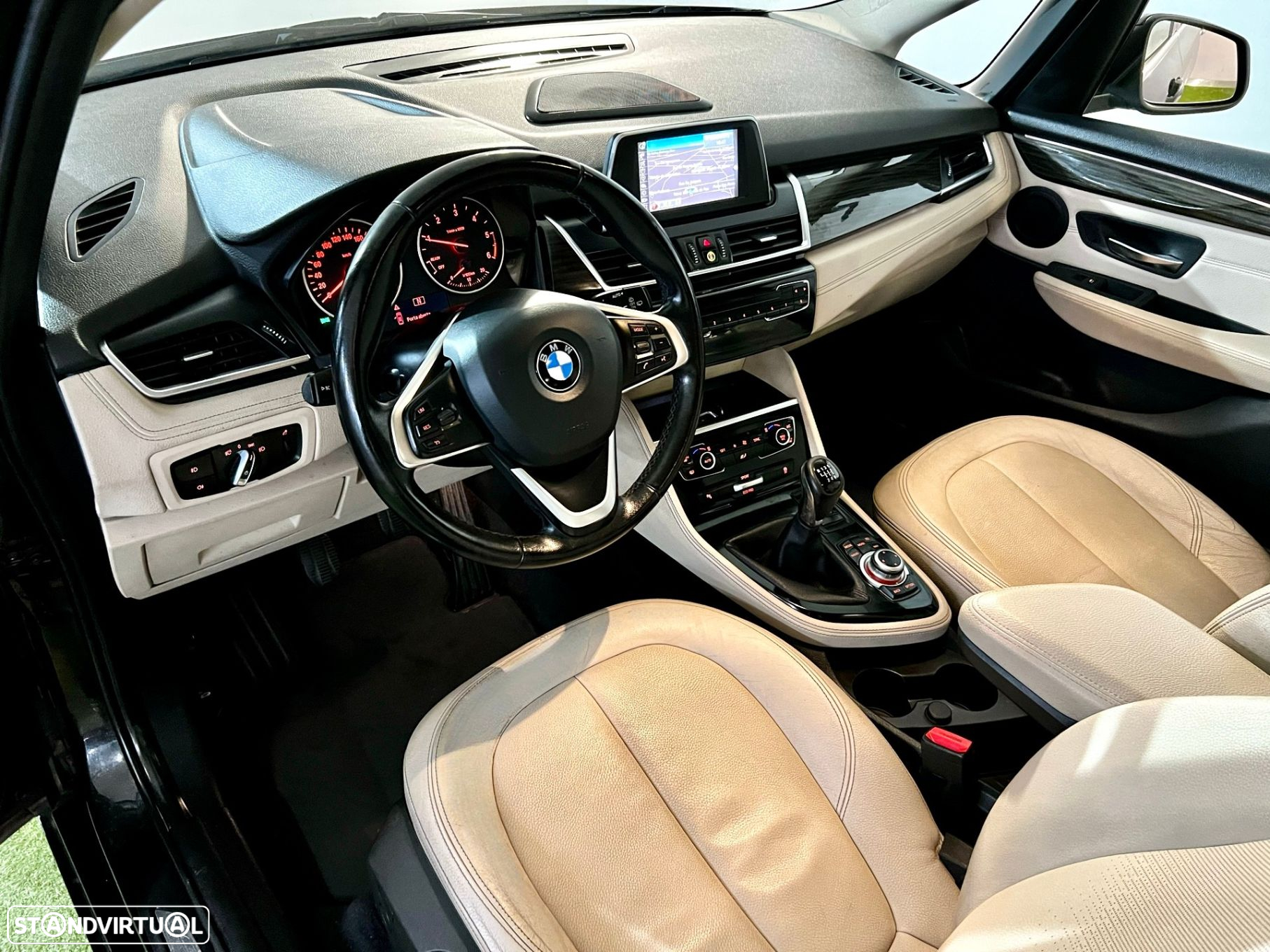 BMW 216 Gran Tourer d 7L Line Luxury - 15