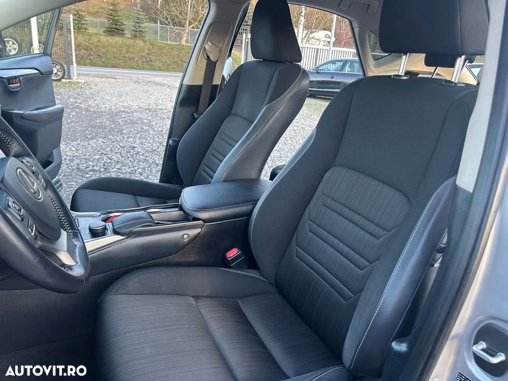 Lexus Seria NX 300h E-FOUR - 15