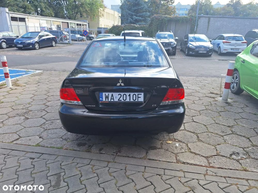 Mitsubishi Lancer - 4