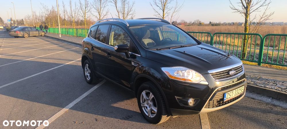 Ford Kuga 2.0 TDCi 4x4 Champions Edition - 4