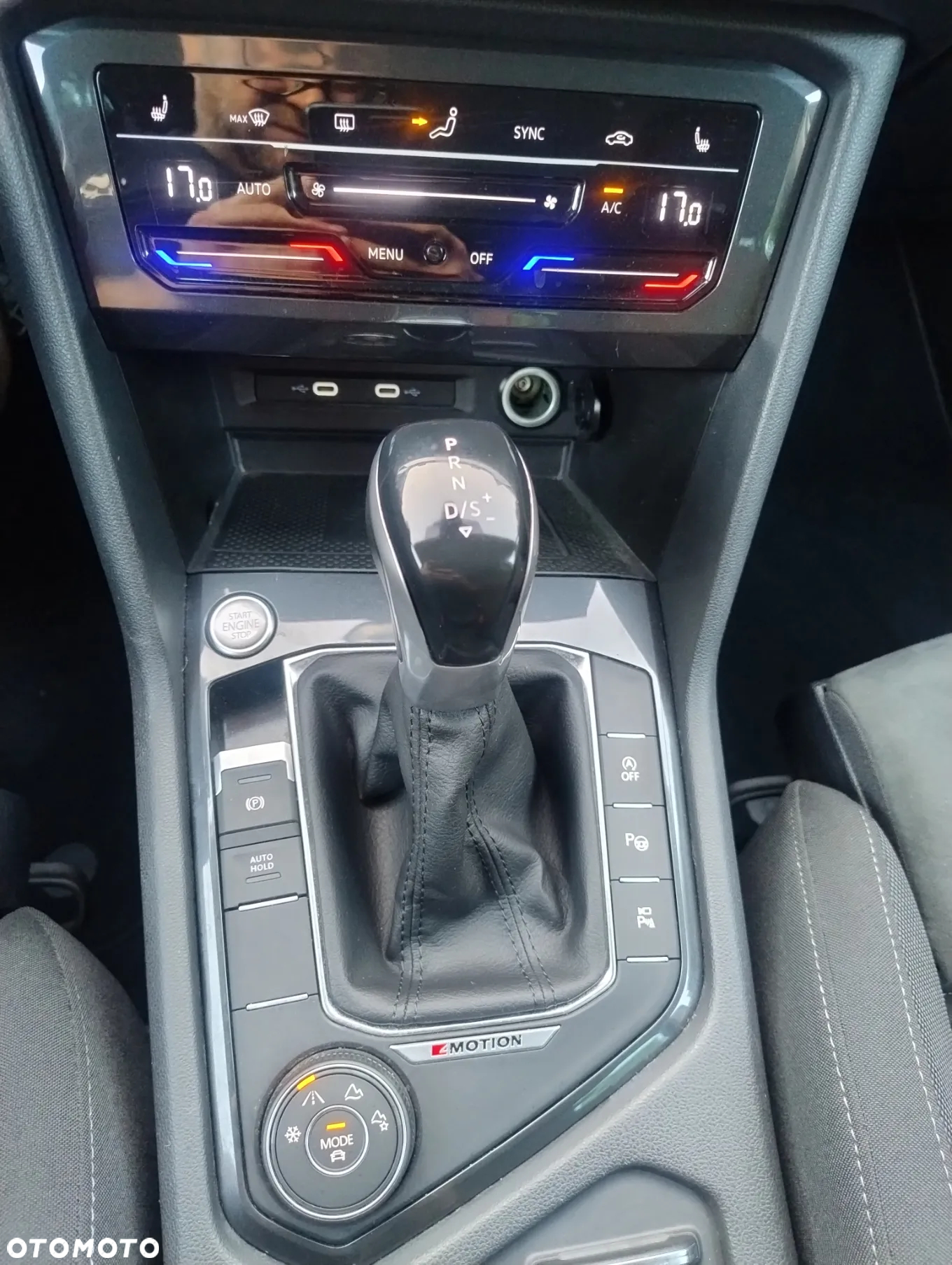 Volkswagen Tiguan 2.0 TDI SCR 4MOTION DSG Elegance - 7