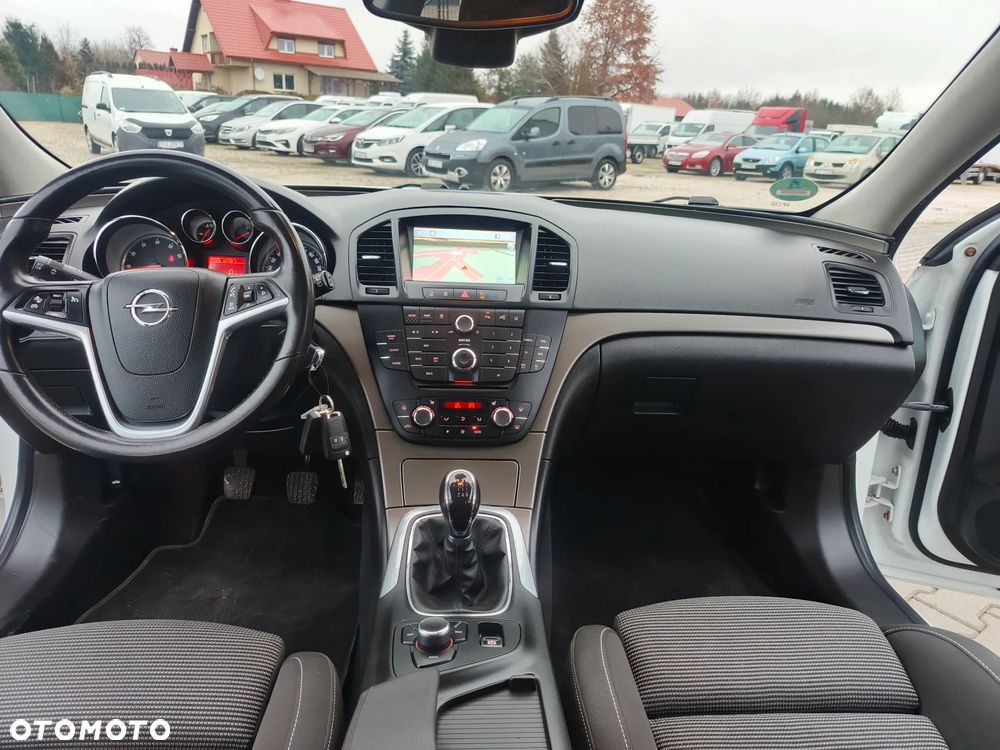 Opel Insignia 2.0 T SportsTourer 4x4 ecoFLEX Start/Stop Design Edition - 20