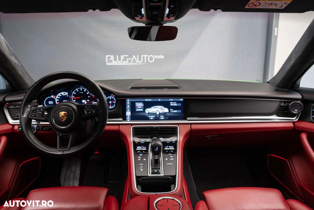 Porsche Panamera 4 - 19