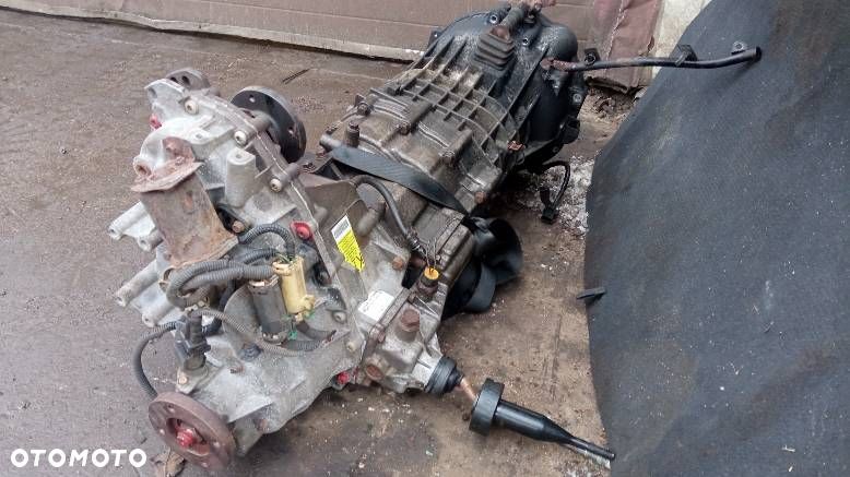 SKRZYNIA BIEGÓW MANUAL KIA SORENTO - 7