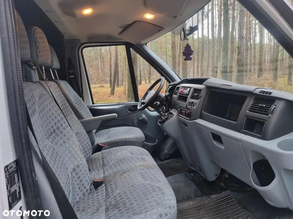 Ford Transit - 14