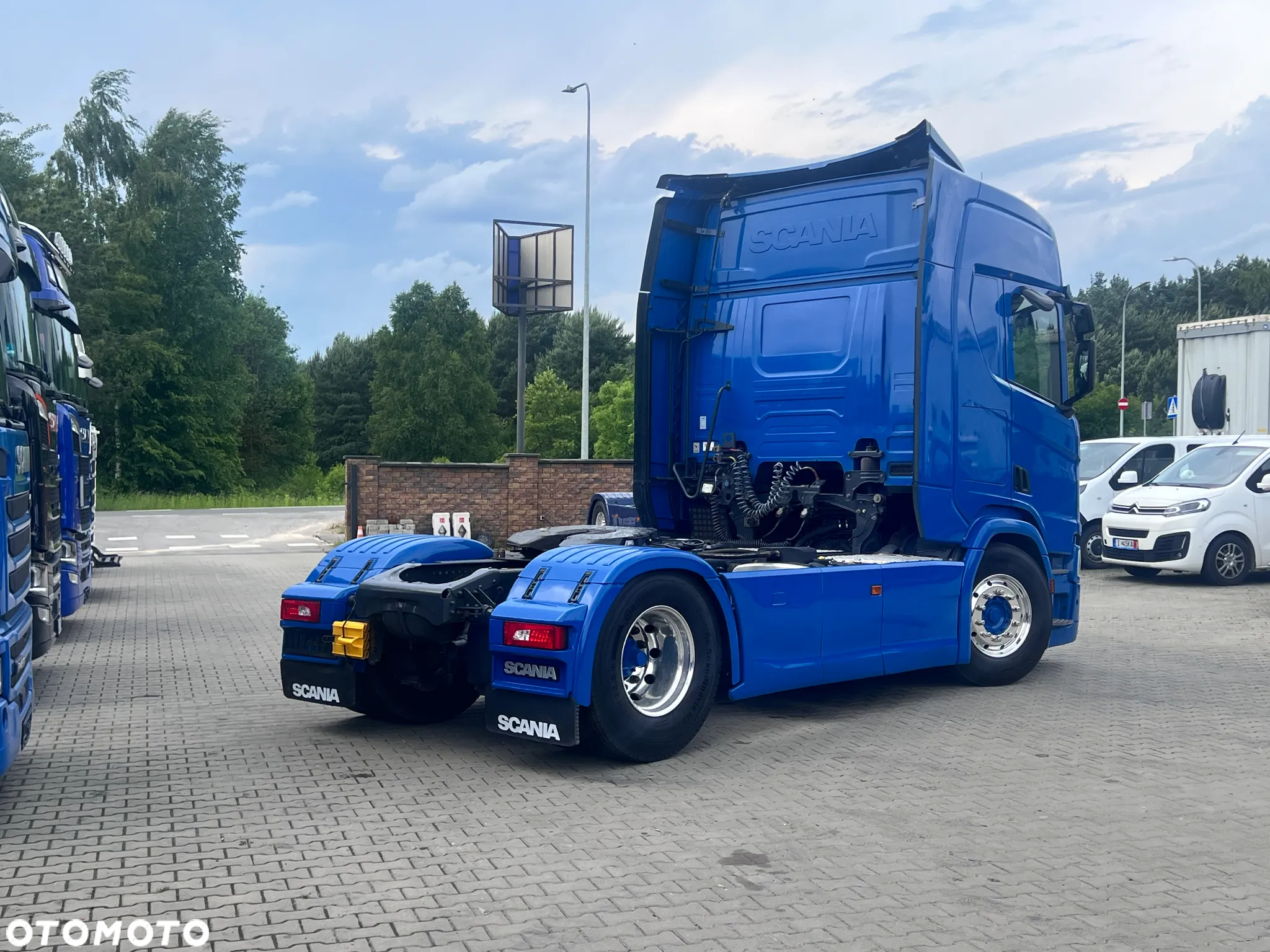 Scania R500 2020 cała na poduszce z hydrauliką z Niemiec kontrakt serwisowy ASO - 11