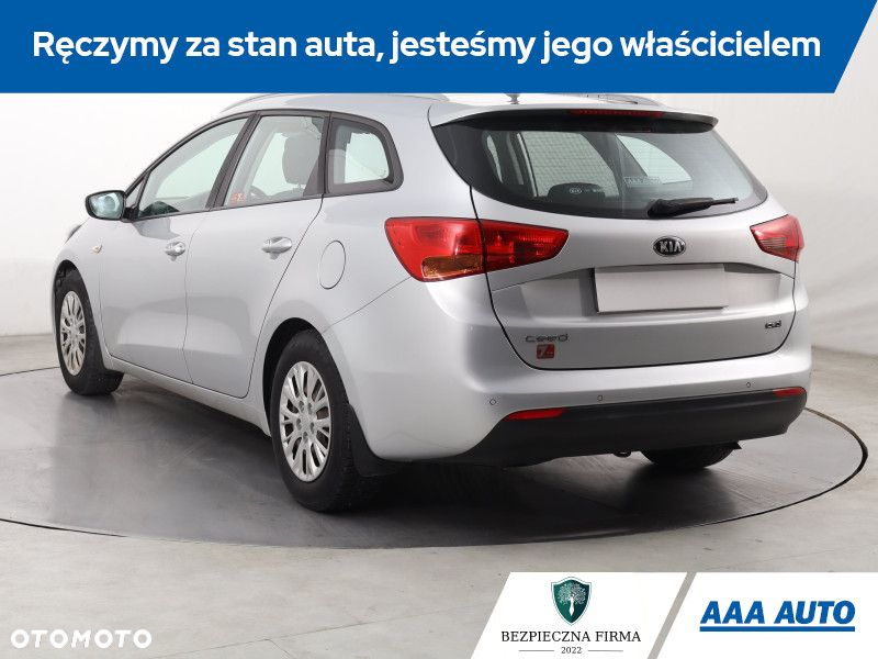 Kia Ceed - 5