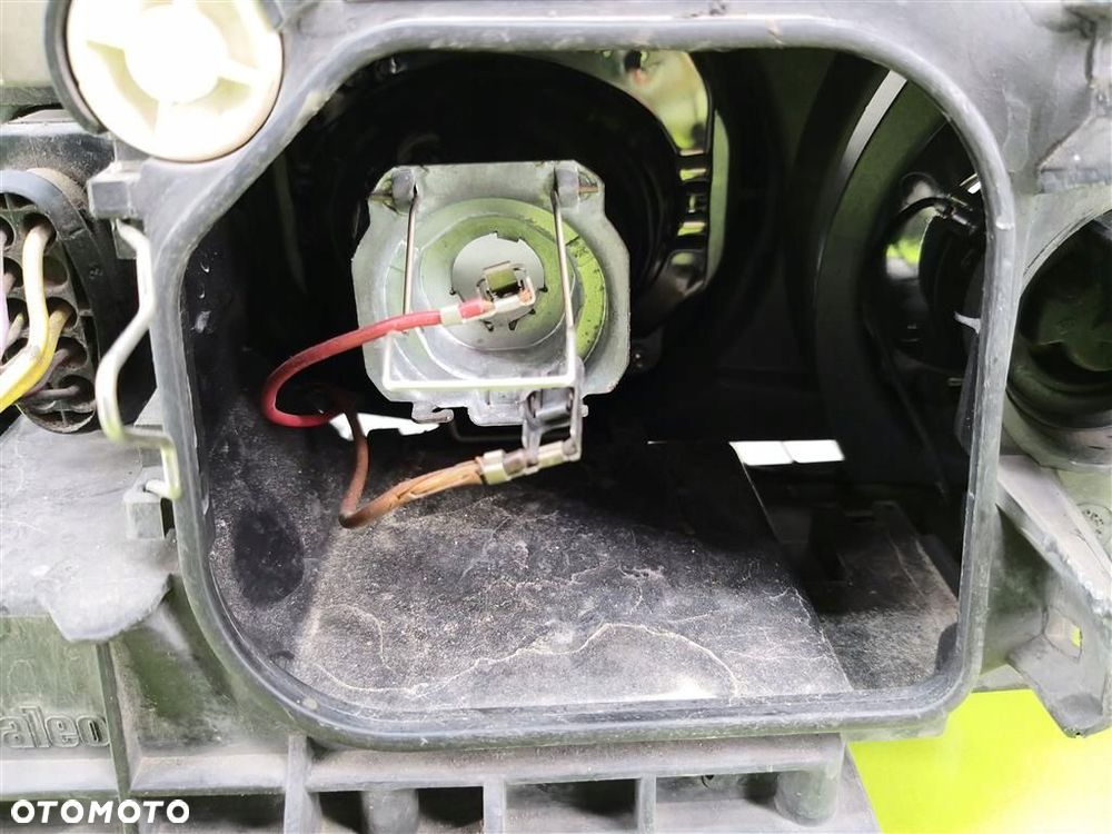 Reflektor lampa przód prawa Audi A4 B6 8E 2000-2004 8E0941004F 89305700 - 4