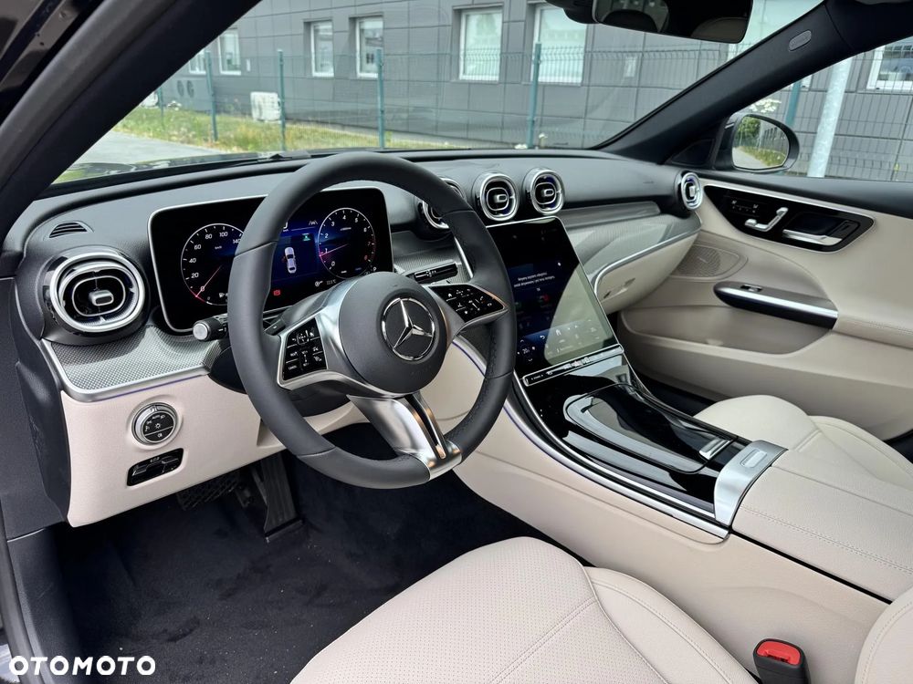 Mercedes-Benz Klasa C 200 4Matic 9G-TRONIC Avantgarde - 15