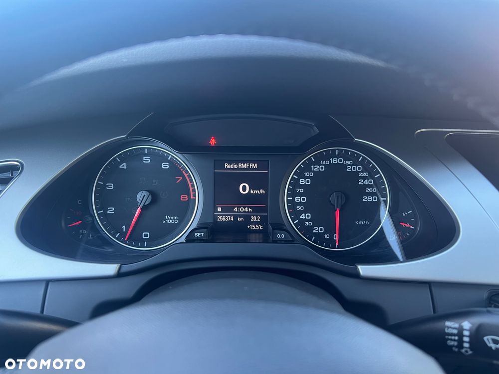 Audi A4 Avant 2.0 TFSI Ambition - 28