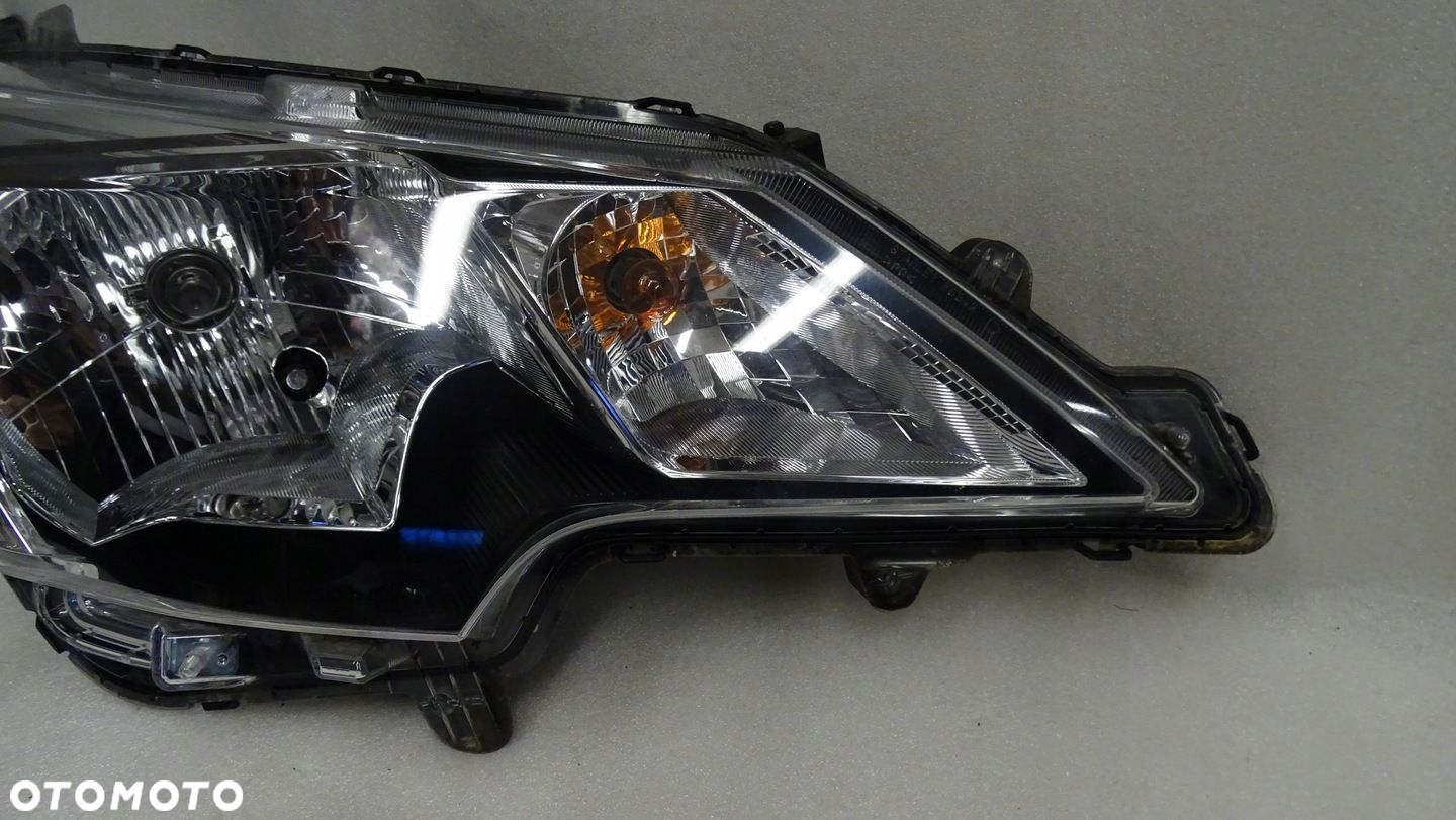 MITSUBISHI SPACE STAR III - lampa przednia prawa - 3