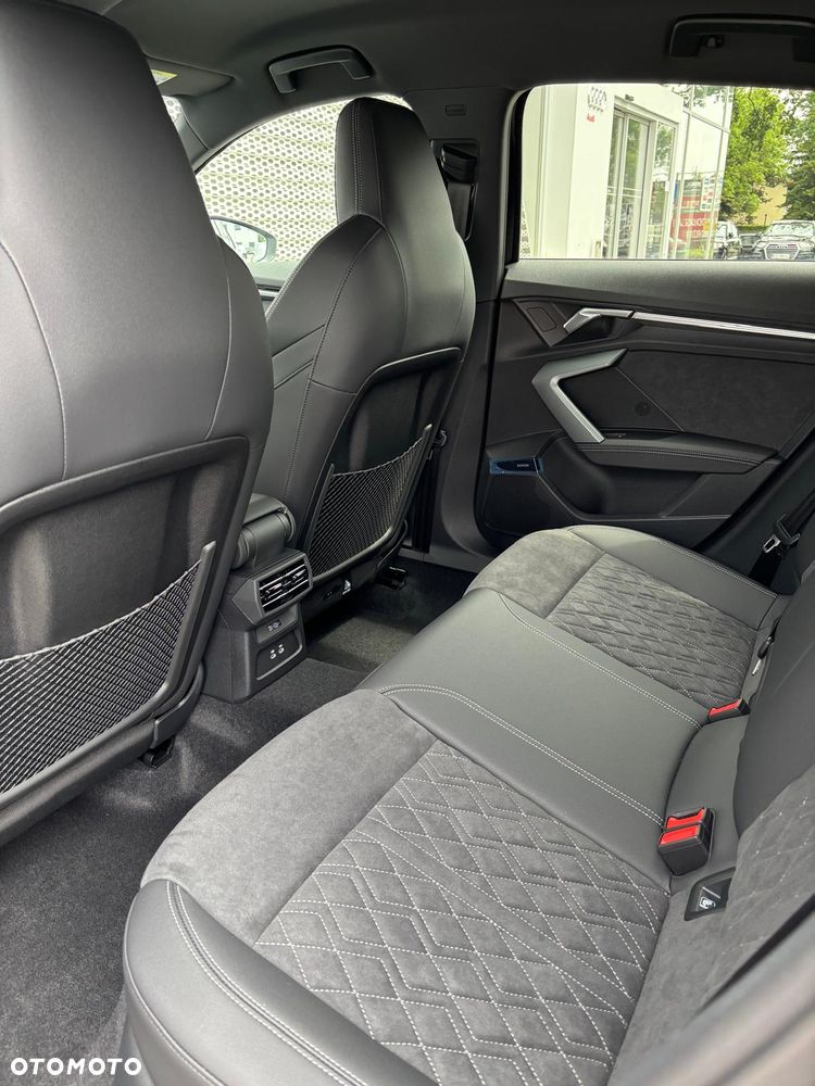 Audi S3 Sportback TFSI Quattro S tronic - 16