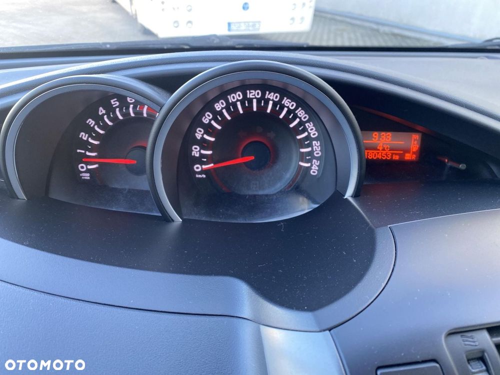 Toyota Verso 1.8 Prestige 7os EU6 - 17