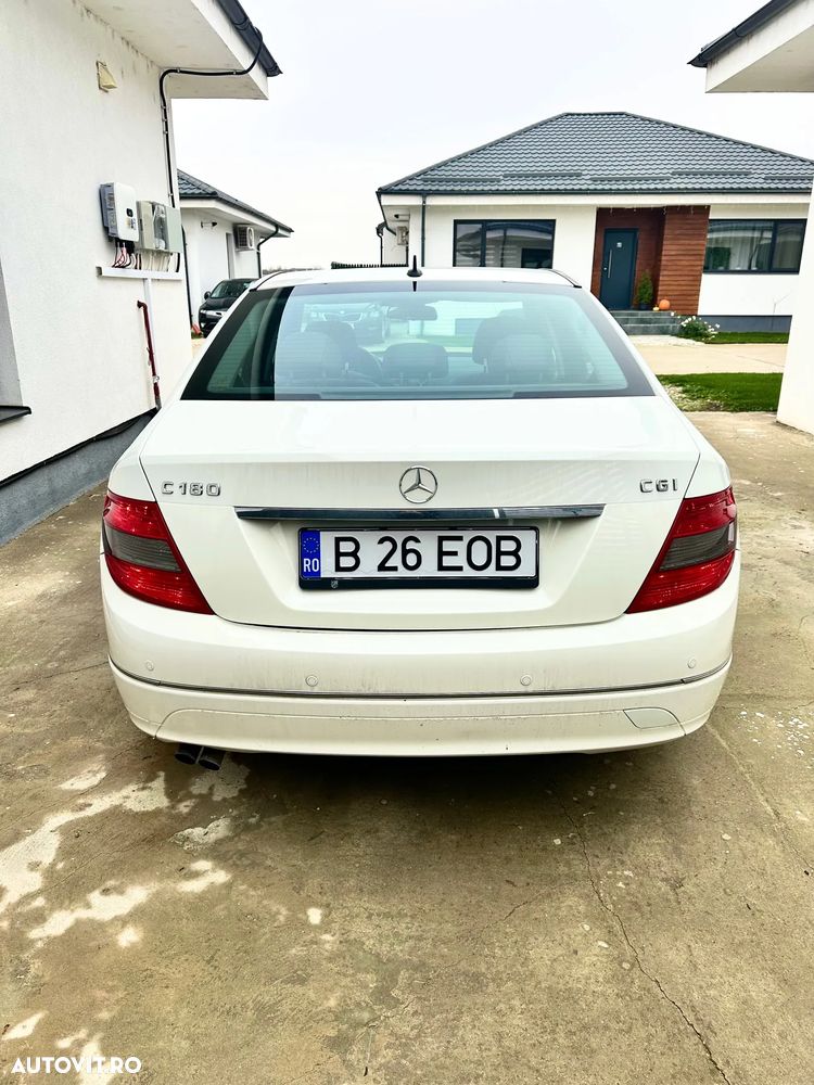 Mercedes-Benz C 180 CGI Automatik BlueEFFICIENCY Avantgarde - 4