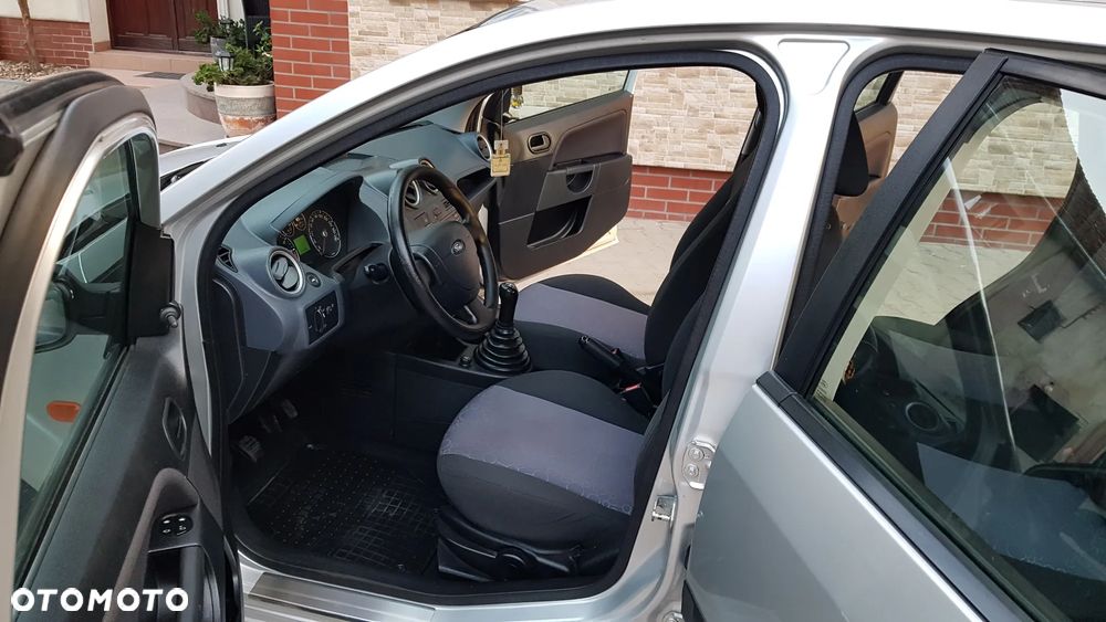 Ford Fiesta 1.25 Trend - 5