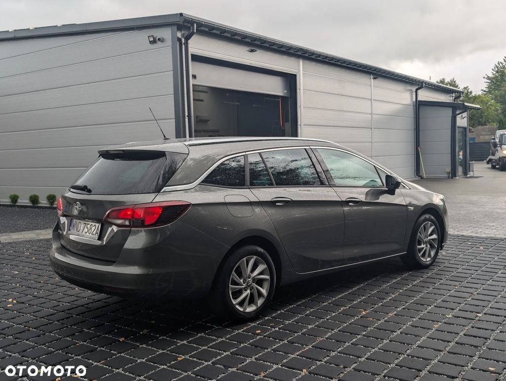 Opel Astra V 1.2 T Elegance S&S - 3
