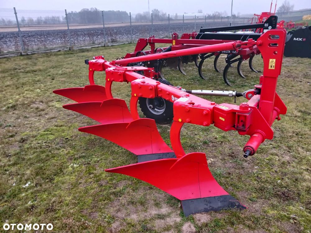 Akpil 2022r. Pług Akpil MIX40 4+ - 1